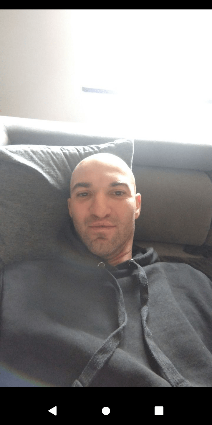 Perfil de Hassein, 38 años, escort trans en Armuña