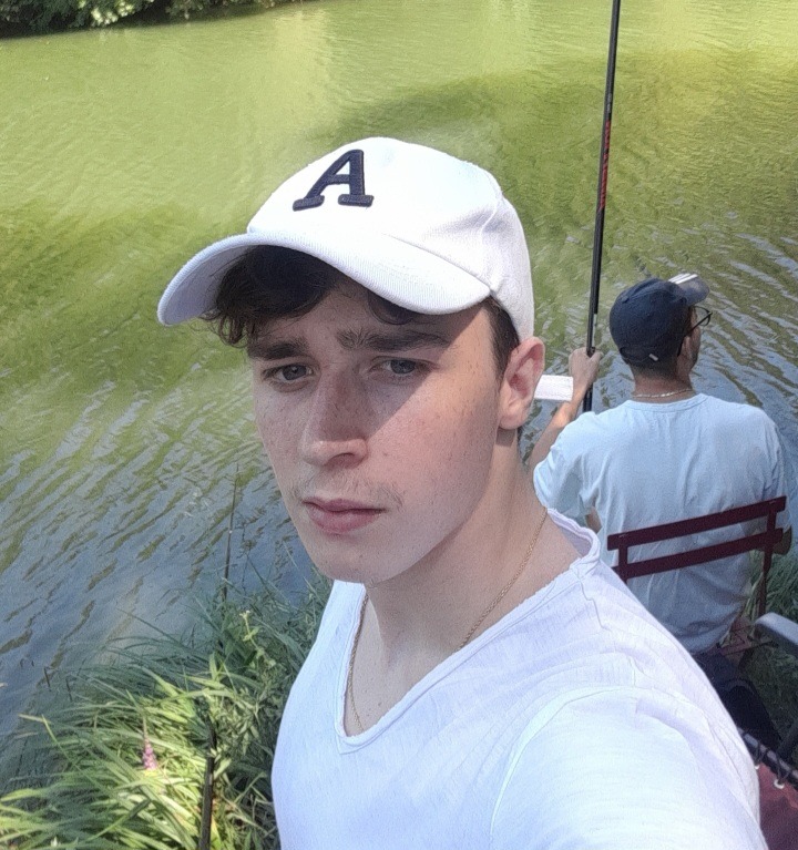 Perfil de Clifford, 20 años, escort trans en Chipiona