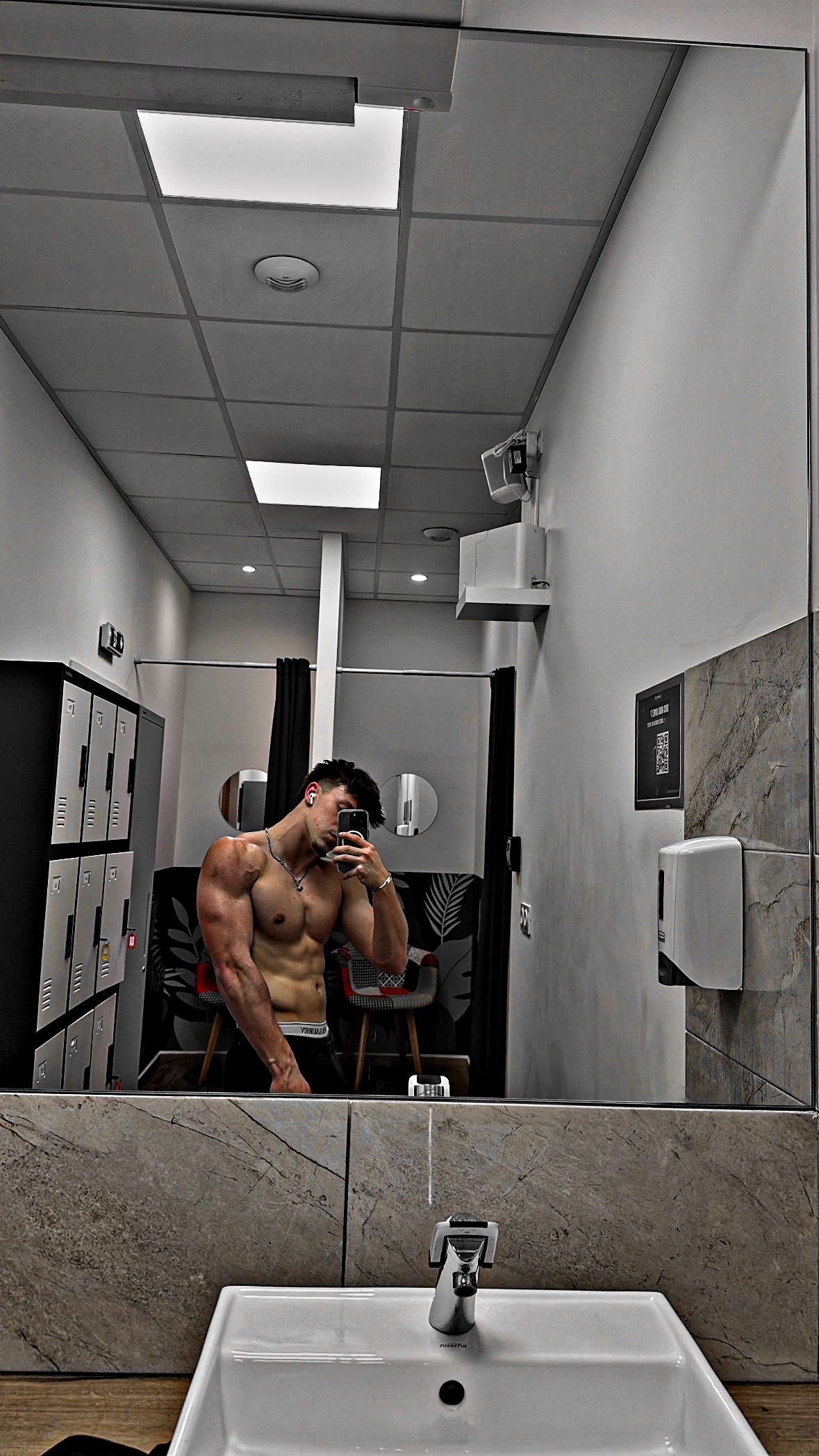 Perfil de Fletcher, 19 años, escort trans en Andoain