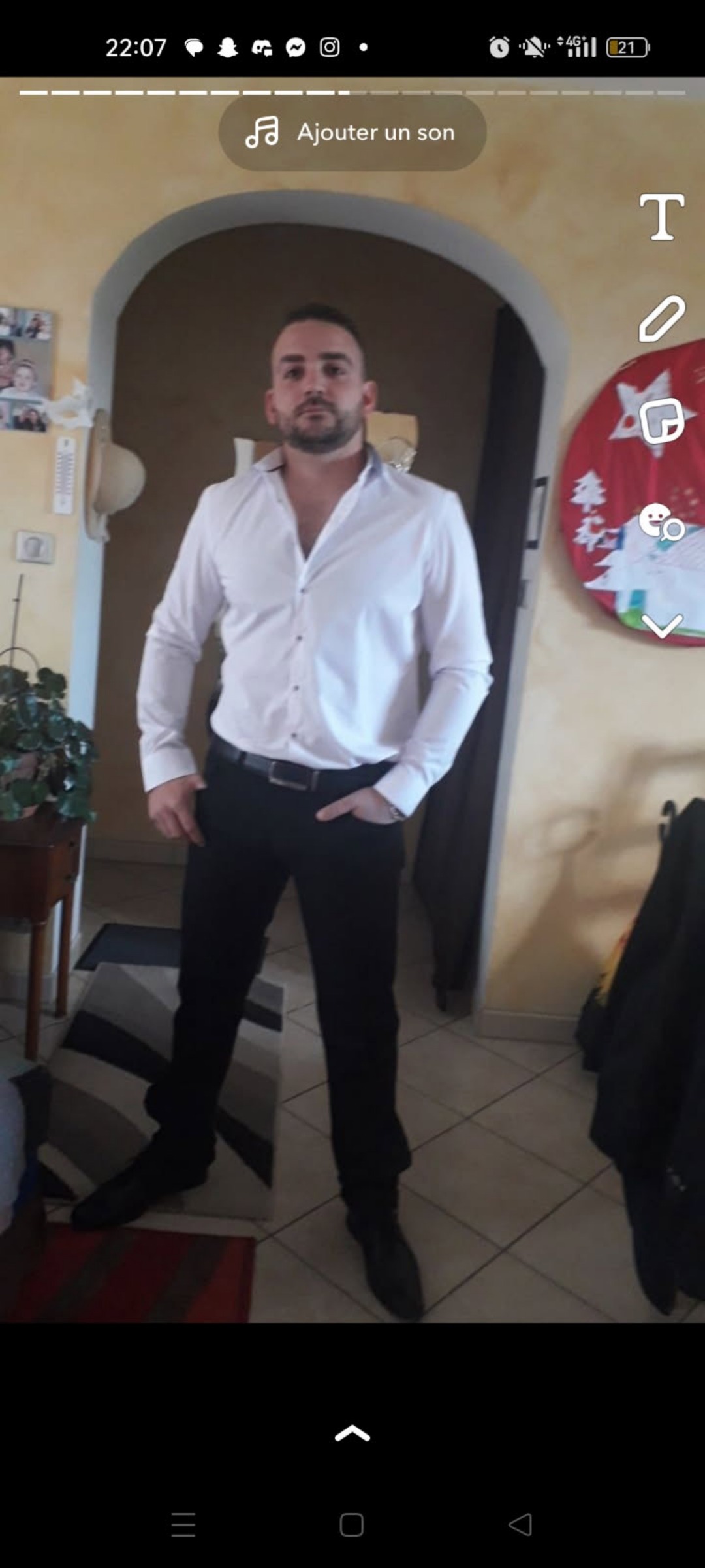 Perfil de Simon, 34 años, escort trans en Colindres