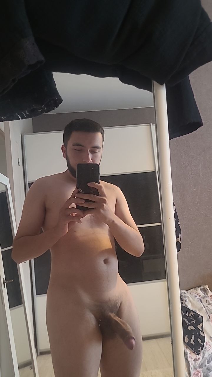 Perfil de Alaoui, 21 años, escort trans en Morcín