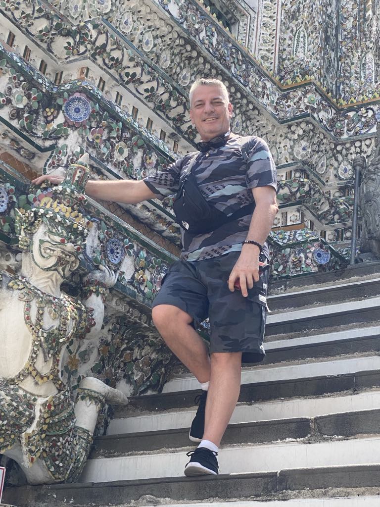 Perfil de Bassirou, 55 años, escort trans en Revilla Vallejera