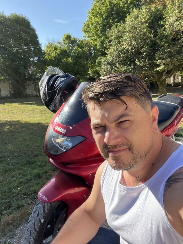 Perfil de Luis-manuel, 42 años, escort trans en Boadella i les Escaules