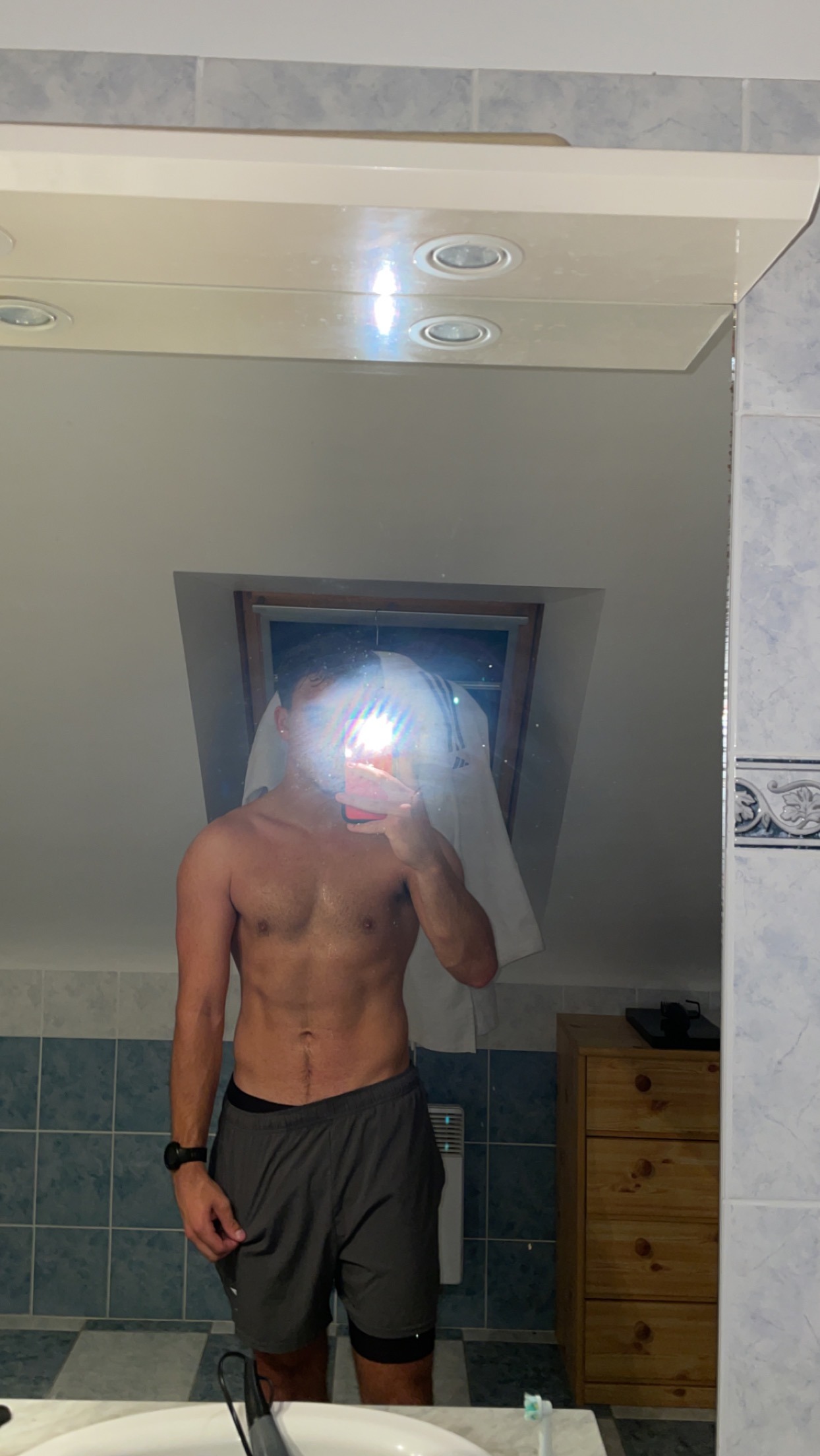 Perfil de Hassan, 23 años, escort trans en Brañosera