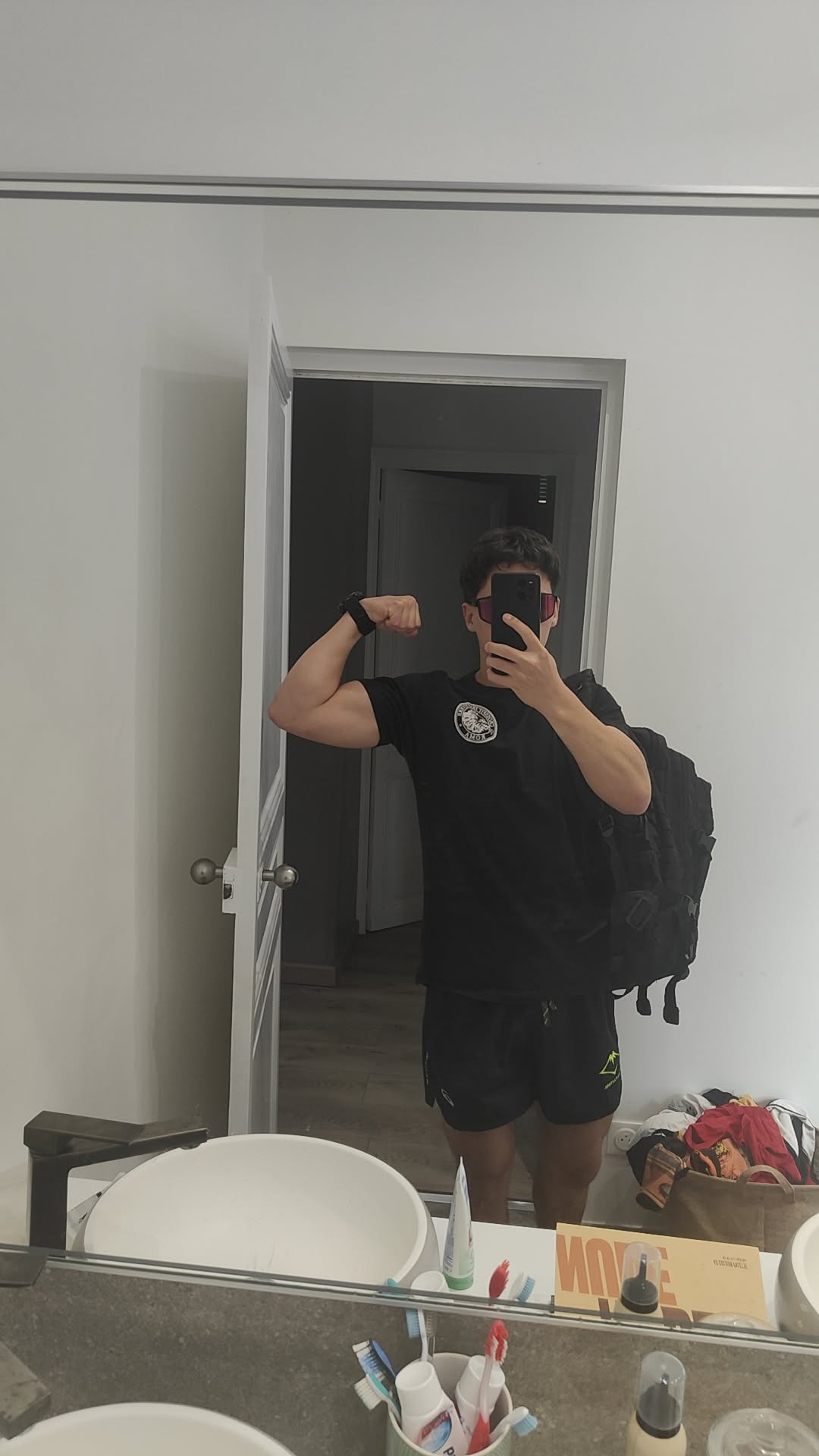 Perfil de Hasan, 20 años, escort trans en Almohaja