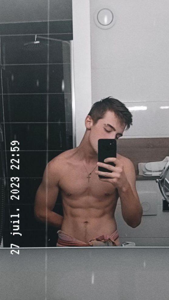 Perfil de Olindo, 20 años, escort trans en Maldà
