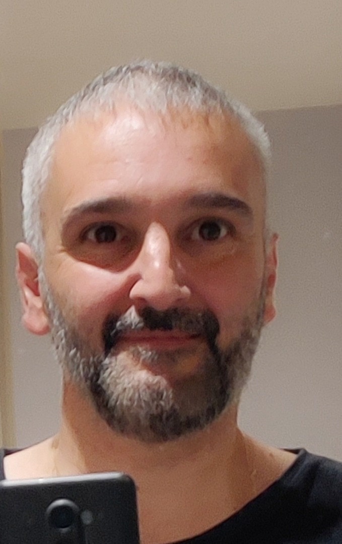 Perfil de Hadrien, 48 años, escort trans en Gargallo