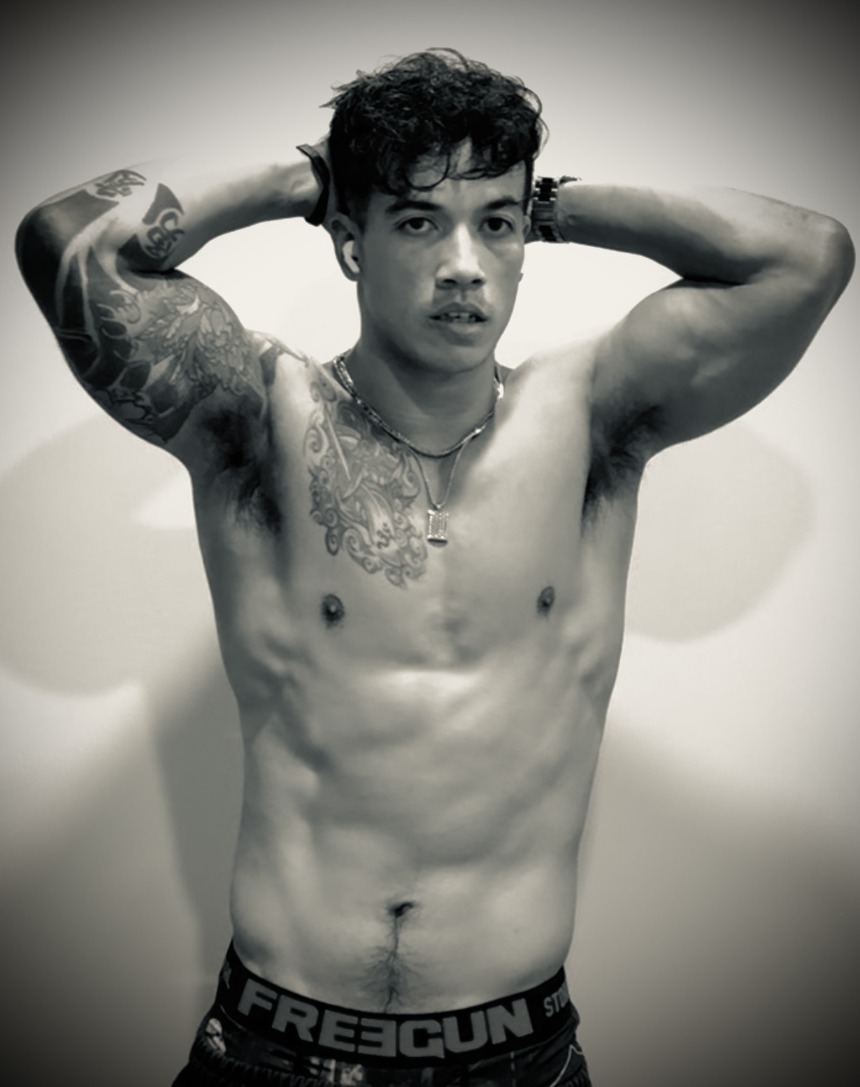Perfil de Oswaldo, 34 años, escort trans en Alesón