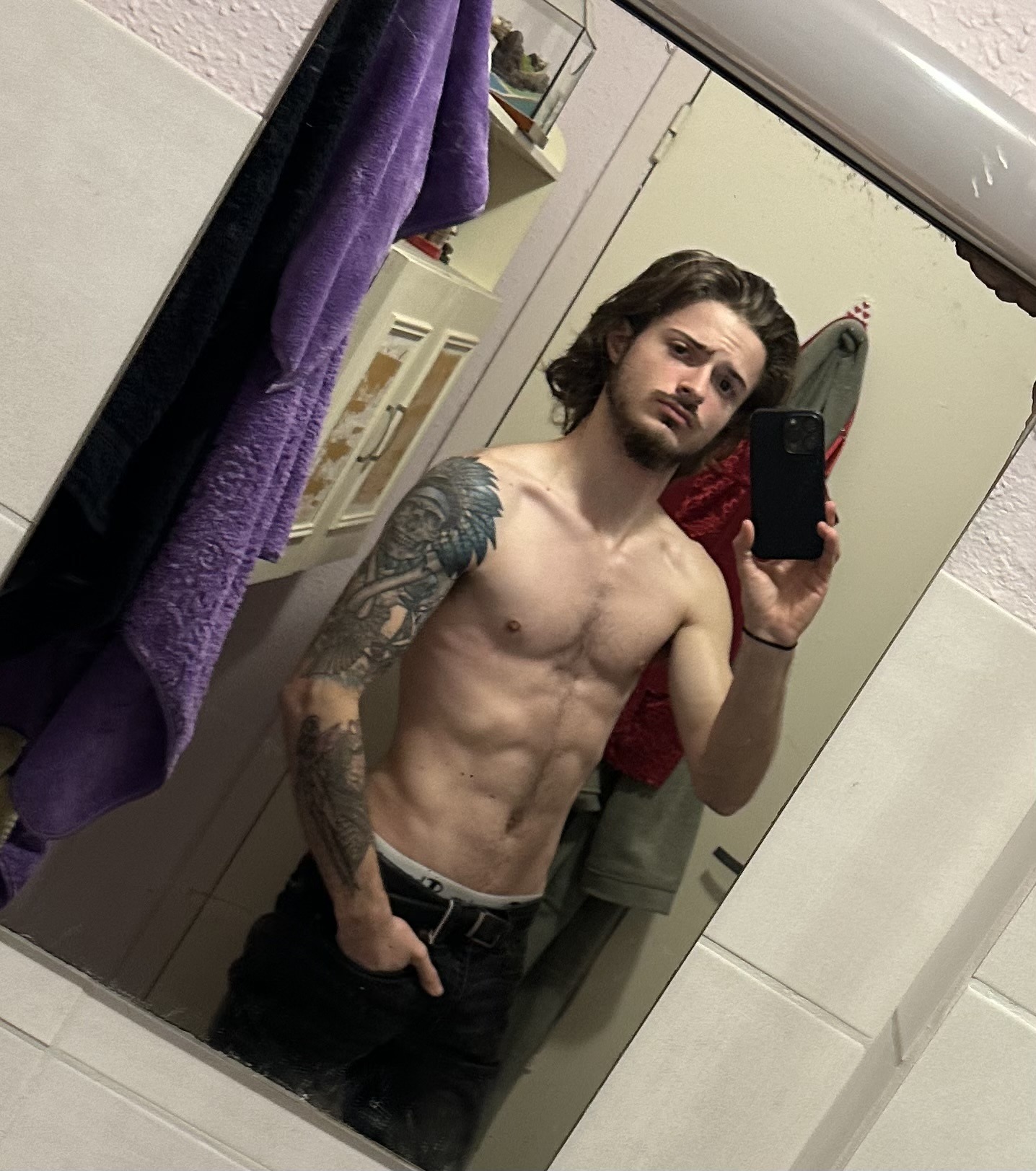 Perfil de Calvyn, 25 años, escort trans en Valdezate