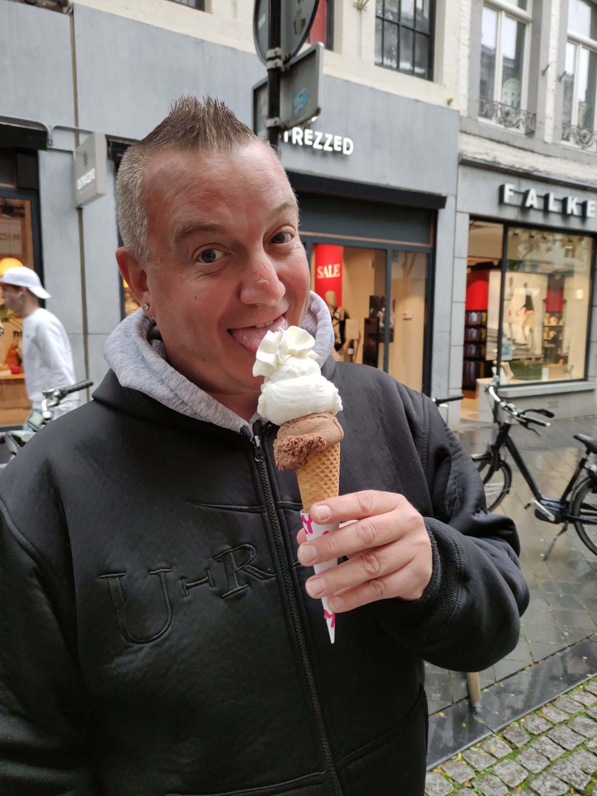 Perfil de Yoshua, 49 años, escort trans en Breda