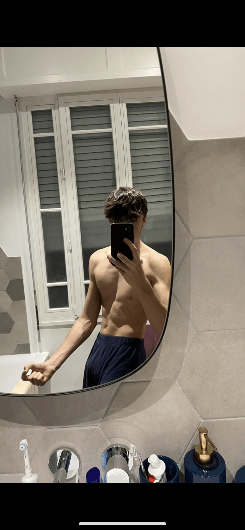 Perfil de Berange, 19 años, escort trans en Belmonte de Campos